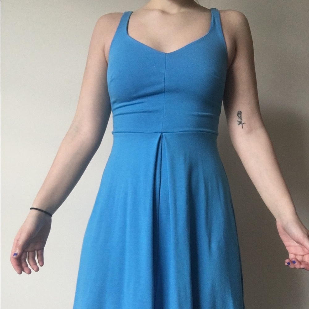 IN AWE Blue Fitted Flowy Dress